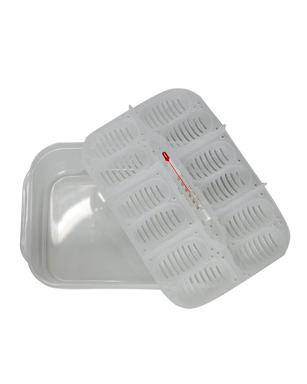 Hatch Box Inkubationsbox zur substratlosen Bebrütung von Reptilieneiern über Wasser.